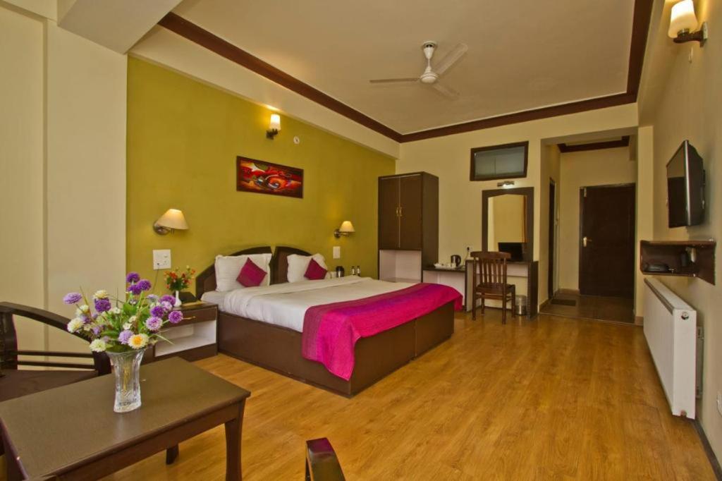 Hotel Zojila Residency Kargil Εξωτερικό φωτογραφία